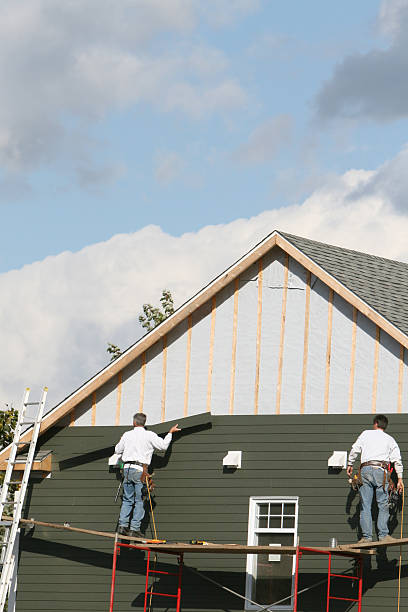 How To Choose The Right Materials for Your Siding Installation in 'Weaverville, NC